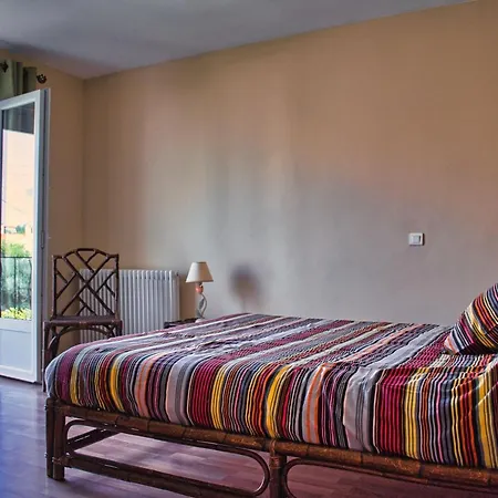 Agreable Maison 3 Avec Piscine Semesterbostad