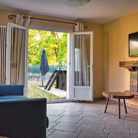 Casa de Férias Agreable Maison 3 Avec Piscine *